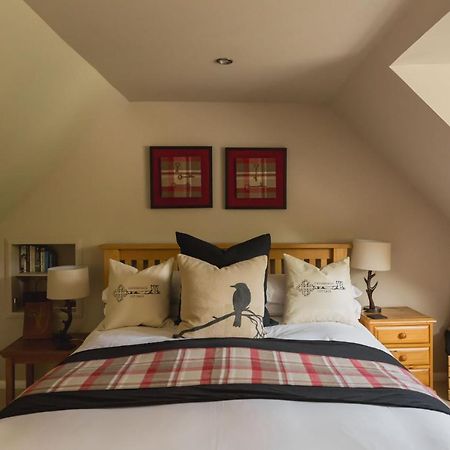 Crossroads Cottage Drumnadrochit Buitenkant foto