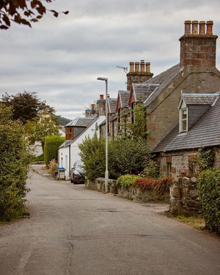 Crossroads Cottage Drumnadrochit Buitenkant foto