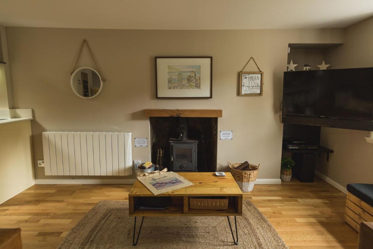 Crossroads Cottage Drumnadrochit Buitenkant foto