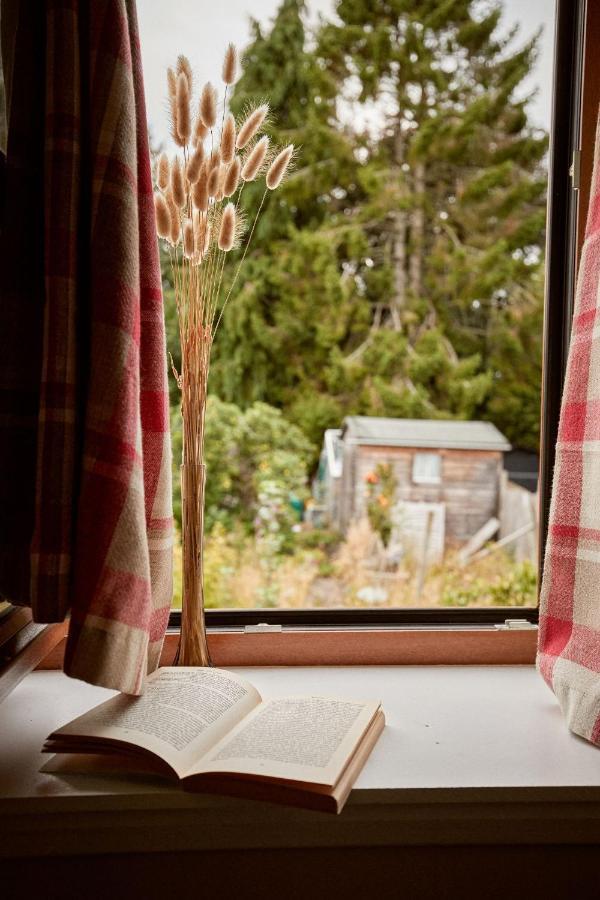 Crossroads Cottage Drumnadrochit Buitenkant foto