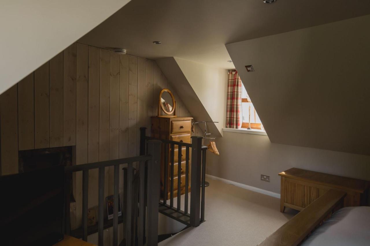 Crossroads Cottage Drumnadrochit Buitenkant foto